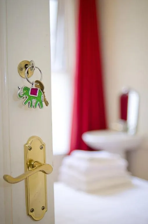 Bed & Breakfast Sleepy Cedars Bed and Breakfast Belfast