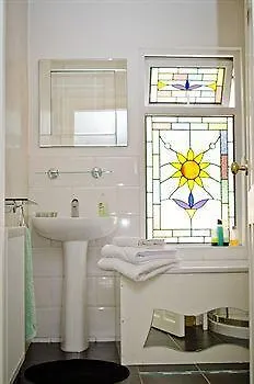 Bed and Breakfast Sleepy Cedars Belfast 3*,  Velká Británie